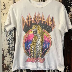 Daydreamer Def Leppard High N Dry Weekend Tee Vintage Retro Look White T-shirt.